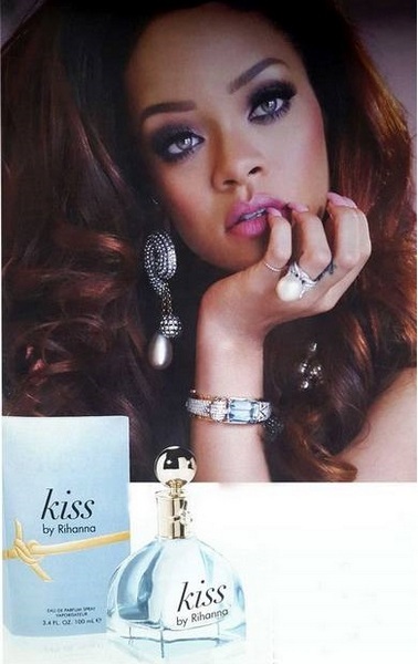 Kiss  Rihanna
